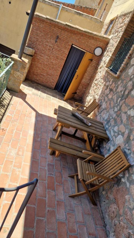 El Jardi De La Vileta - Cornudella De Montsant Extérieur photo